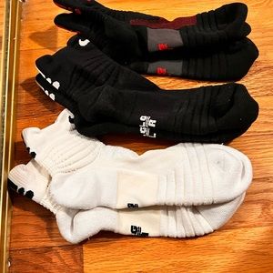Nike socks 3 pairs
